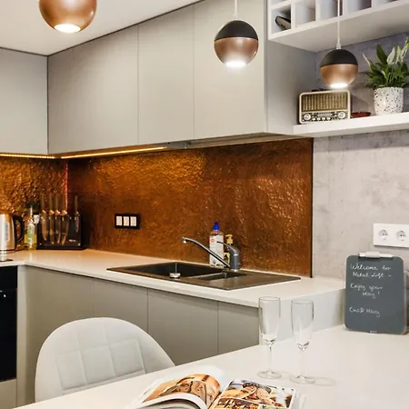 Metal Loft - Begins Here Apartment