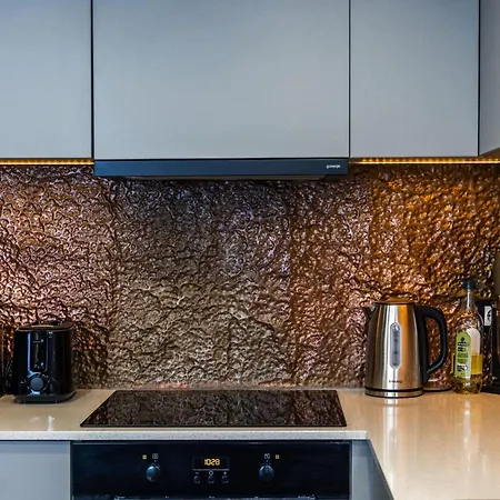 Metal Loft - Begins Here Apartment *